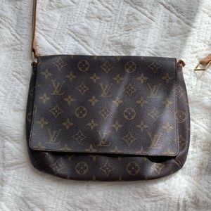 Louis Vuitton Crossbody